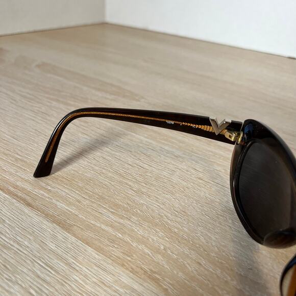 Valentino V628S 712 Sunglasses FRAMES ONLY Black Silver Cat Eye 54-14-135 main image 8